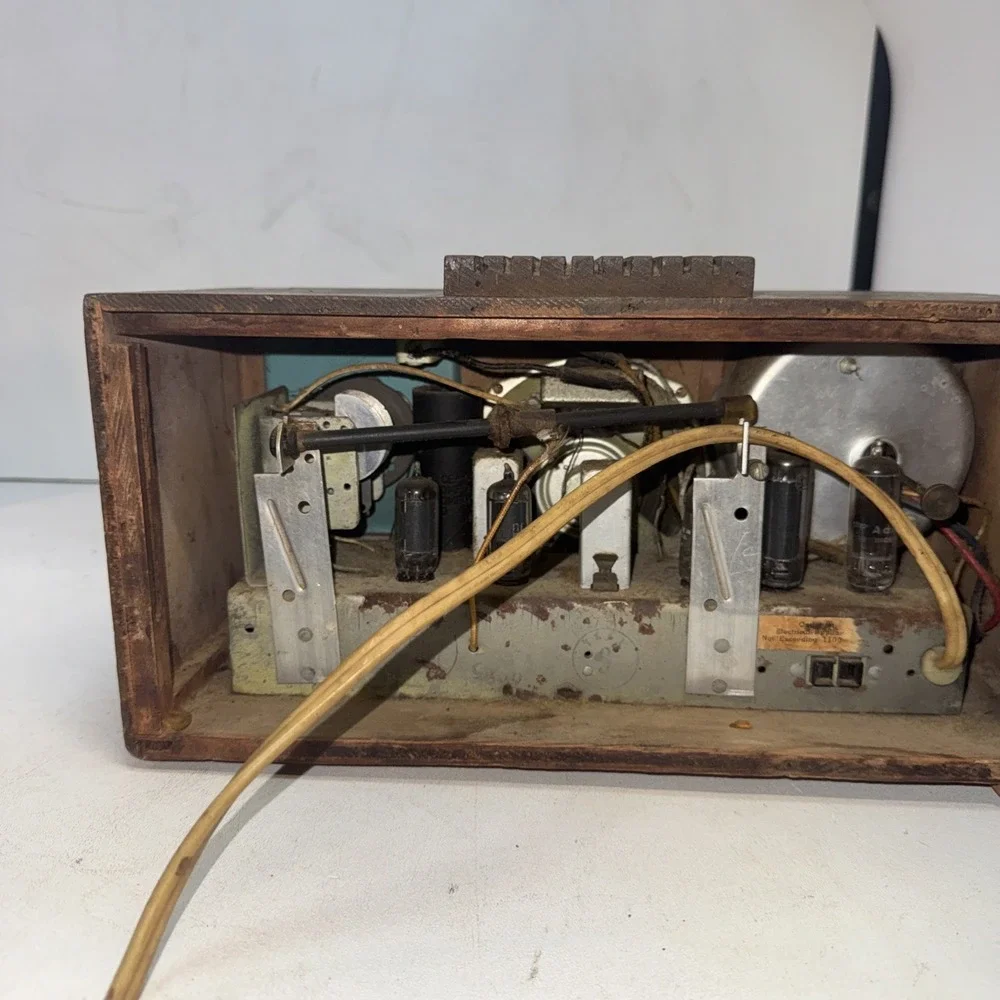 Regal Model C-637 Clock Sessions‎ Time Movement Clock